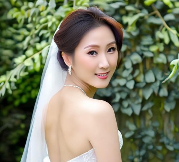 叶城县爱可婚纱摄影工作室——专业化妆，捕捉你的美丽瞬间